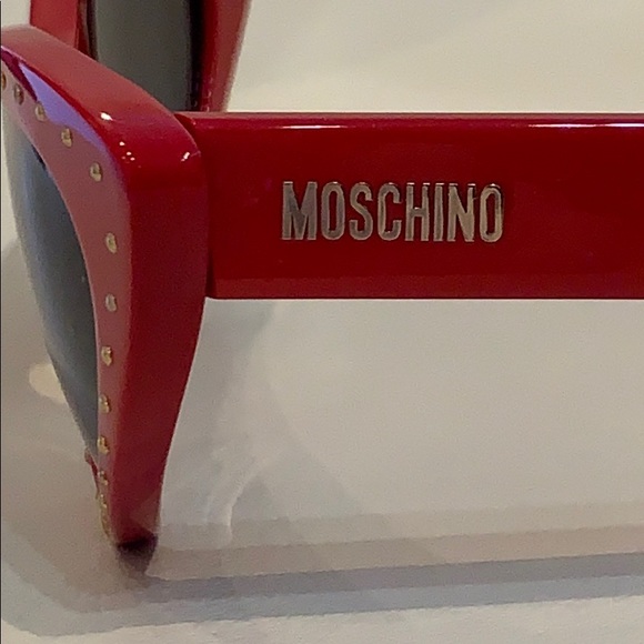 New Women’s Moschino Sunglasses - Picture 5 of 11